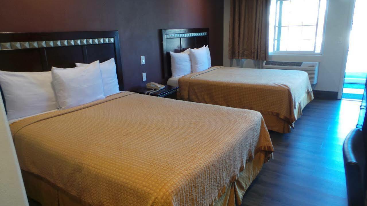 Hyland Inn Near Legoland Carlsbad Dış mekan fotoğraf
